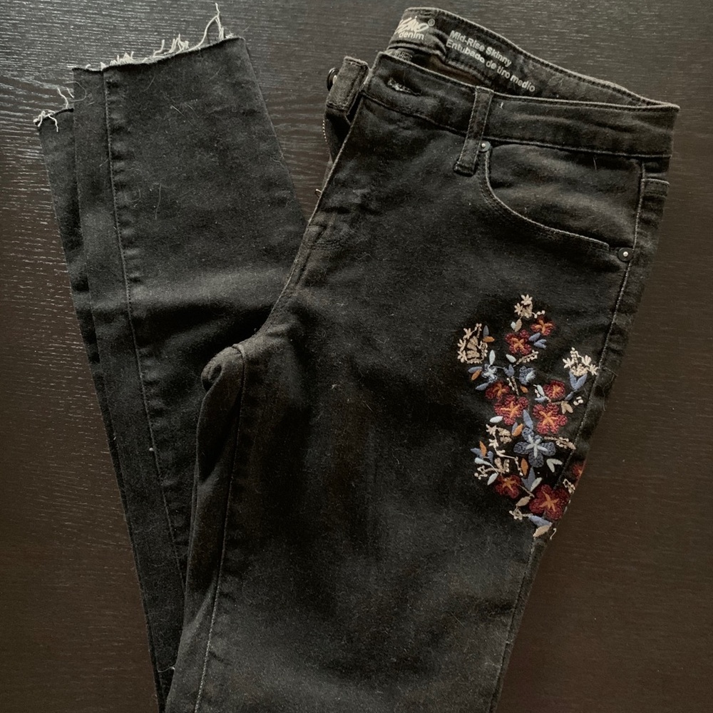 Black Embroidered Jeans